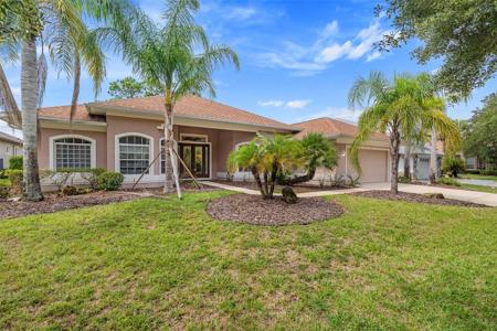 19 LAKEVIEW LANE