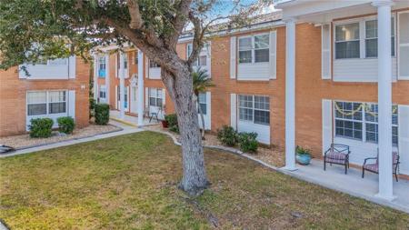4158 TAMIAMI TRAIL
