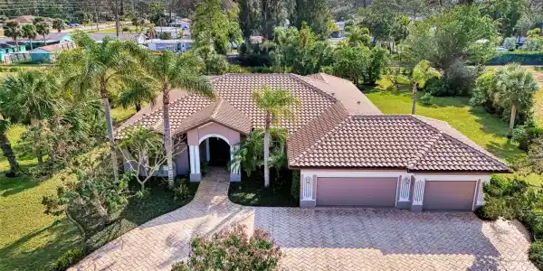 910 PARK PLACE DRIVE