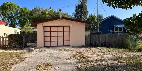Image 4 Image 4