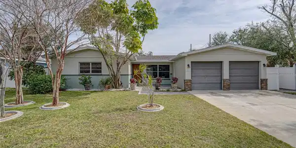 4608 S SHAMROCK ROAD