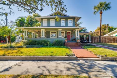 1027 S DAKOTA AVENUE