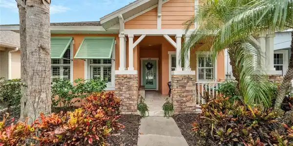 320 WINTERSIDE DRIVE