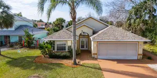 21 COMANCHE COURT