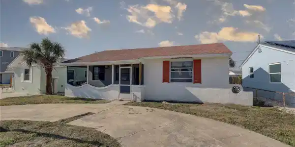 440 S BAYSHORE DRIVE