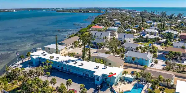 5055 N BEACH ROAD