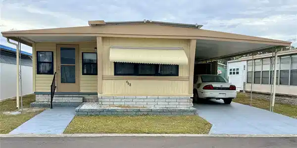 668 54TH LANE S