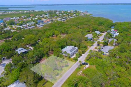 561 GULF BAY ROAD