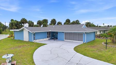 12 GOLFVIEW COURT