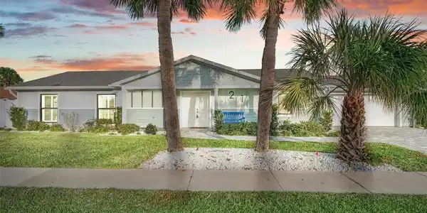 21 TIPPERARY LANE