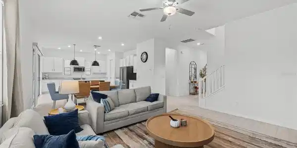 Image 4 Image 4