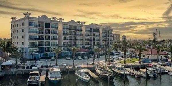 503 N TAMIAMI TRAIL
