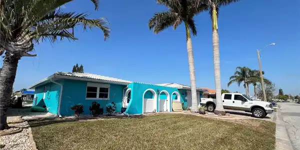 4903 SHELL STREAM BOULEVARD