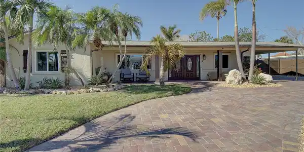 707 PRUITT DRIVE