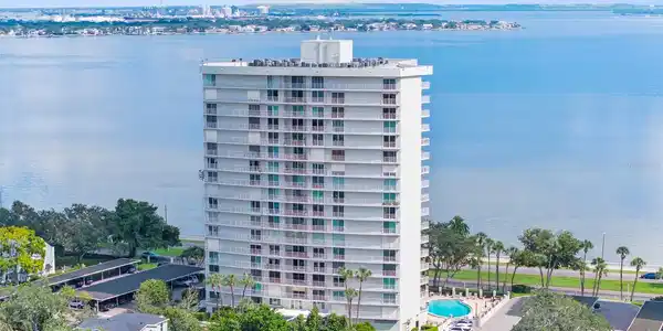2611 BAYSHORE BOULEVARD