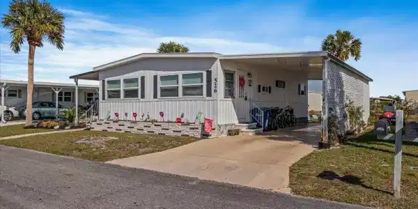 526 ROMA ROAD