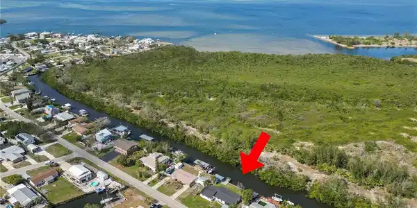 3215 W SHELL POINT ROAD