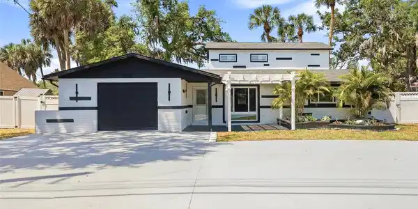 5153 BAY BOULEVARD