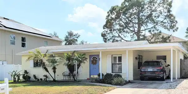 2914 TRUDY LANE