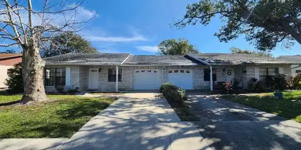 309 & 311 SEA HAWK COURT