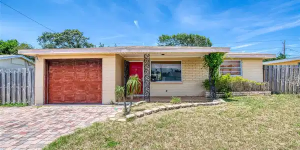 147 LONGWOOD DRIVE