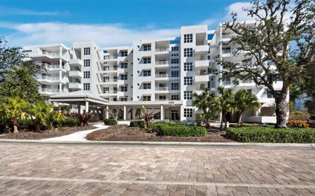 2550 HARBOURSIDE DRIVE