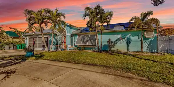 23232 PEACHLAND BOULEVARD