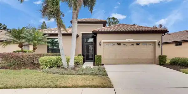205 SILVER FALLS DRIVE