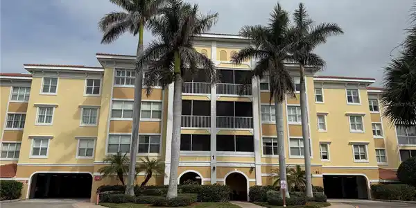 255 WEST END DRIVE