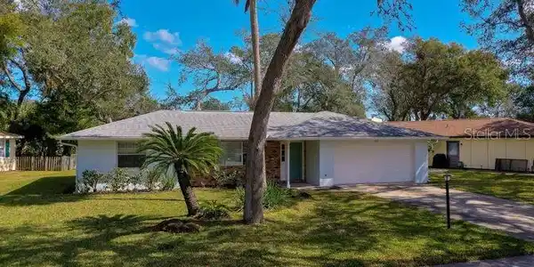 919 NORTHBROOK DRIVE