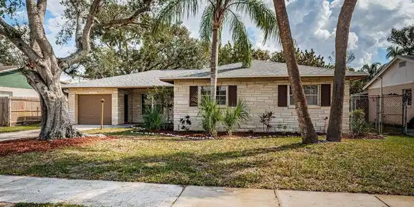 4807 WYNWOOD DRIVE