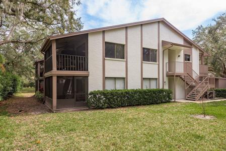 515 MISTLETOE COURT