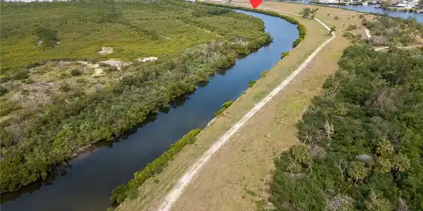 28 HAMMOCK BAY BOULEVARD