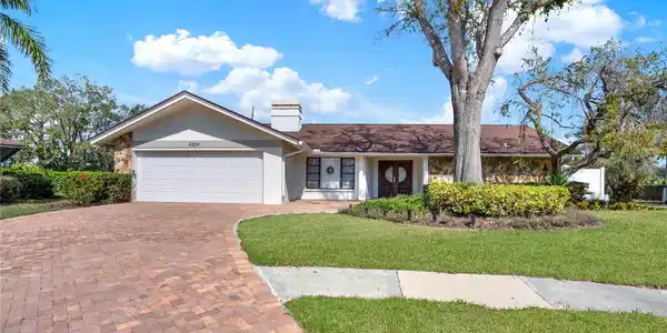 4309 DEEPWATER LANE