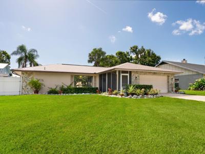 2109 39TH STREET W