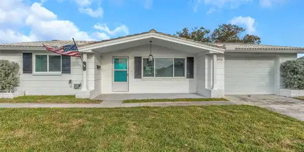 5122 BONITO DRIVE