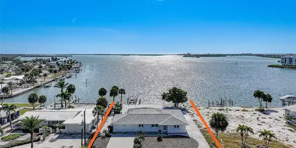 1350 AQUA VIEW LANE