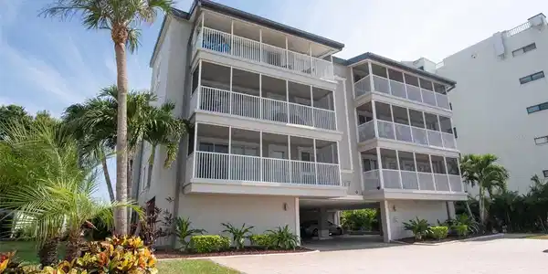 1477 PARK BEACH CIRCLE