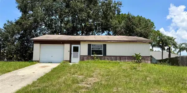 1306 DUKES DRIVE