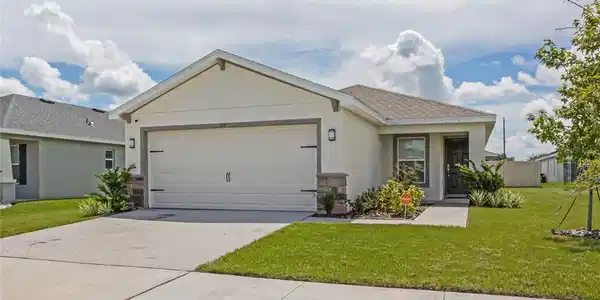 109 BLUE ALICE SPRING