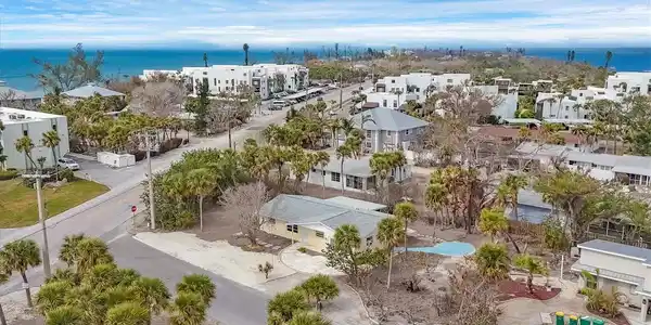 2825 N BEACH ROAD
