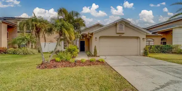 11607 BRANCH MOORING DRIVE