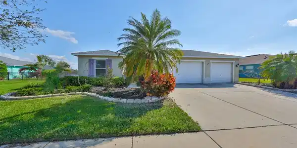 5440 SANDY SHELL DRIVE