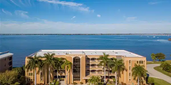 1601 PARK BEACH CIRCLE