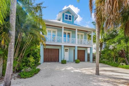 418 MAGNOLIA AVENUE