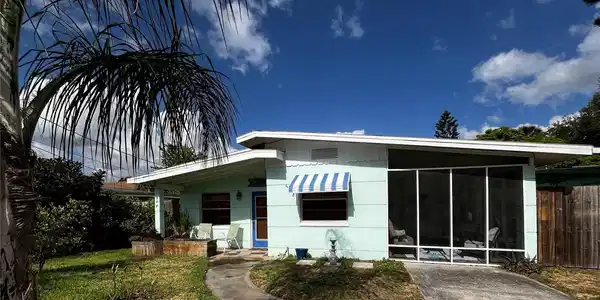114 HICKORY STREET