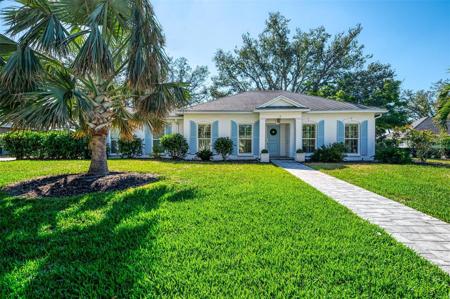 9 FAIRWAY DRIVE