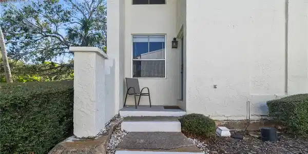 4302 LA MORA COURT
