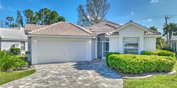 2040 KING TARPON DRIVE