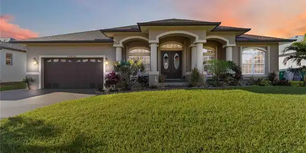 15578 SEAFOAM CIRCLE
